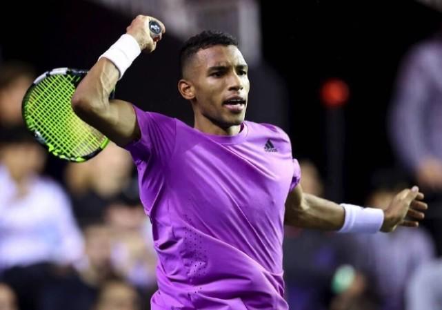 首粒进球来 首粒进球来