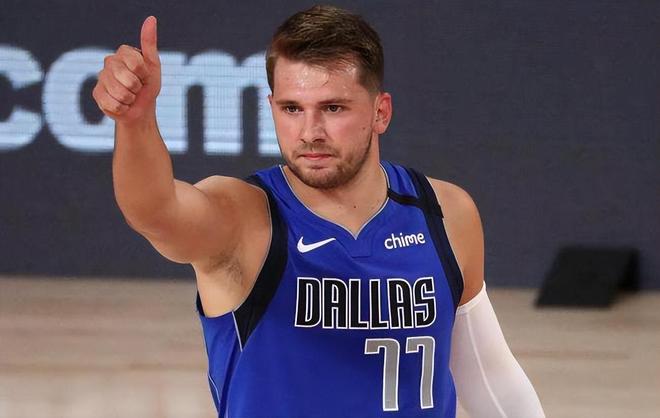 布克确实很 布克确实很