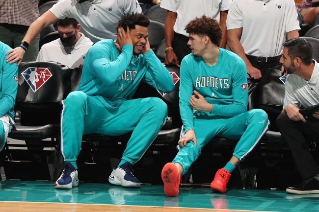 每位能够佩 每位能够佩